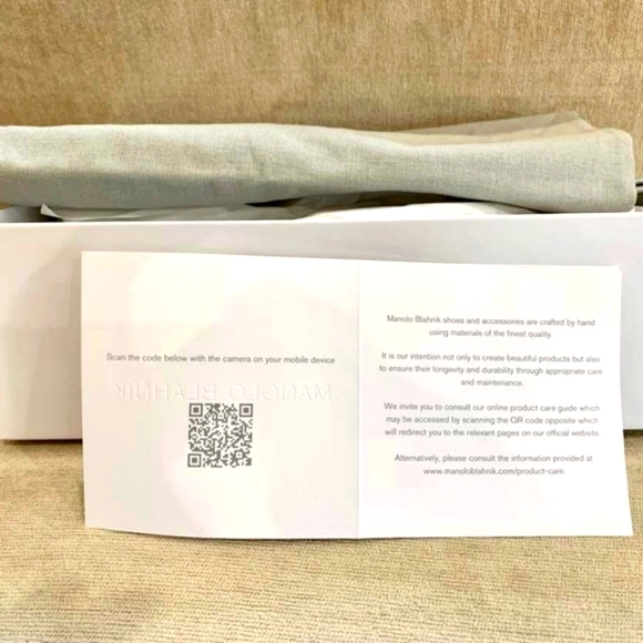 SOLD! NIB Manolo Blahnik Open Toe Mules - Picture 10 of 10